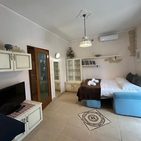 Venetian Style In * Werona