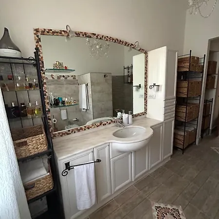Venetian Style In Apartment