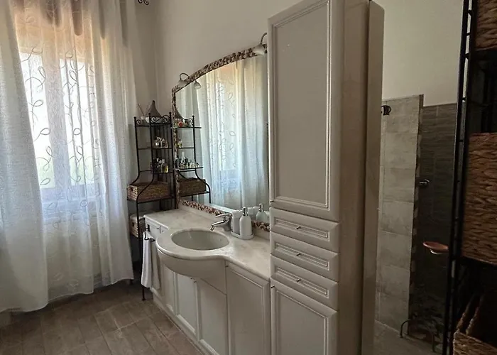 Venetian Style In